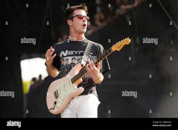 '13 Reasons Why' star Dylan Minnette drops debut single with band Wallows