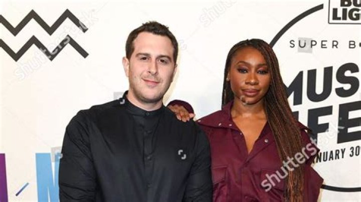 Adam Lefkoe Bio Wiki, Age, Family, Wife, KHAS-TV and Net Worth