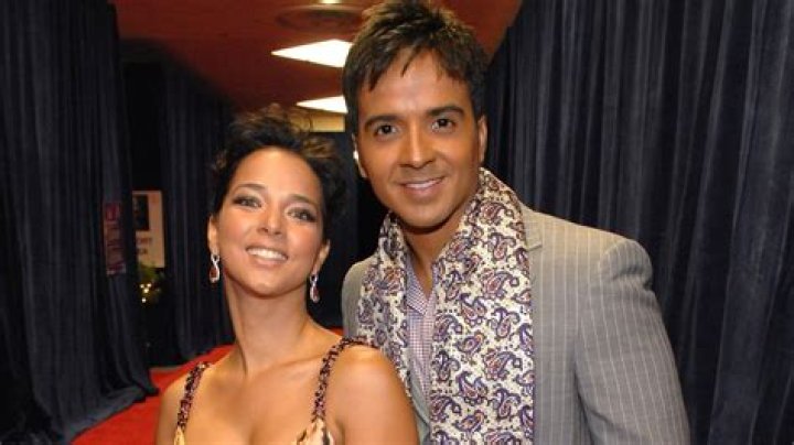Adamari López Ex-Husband: Luis Fonsi Net Worth, Height, Age, Parents, Twitter