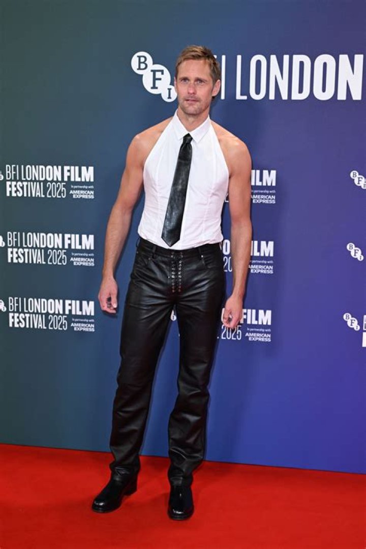 Alexander Skarsgard Goes Nude For True Blood Sex Scenes