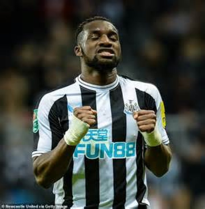 Allan Saint-Maximin Net Worth, Age, Height, Bio, Birthday, Wiki!