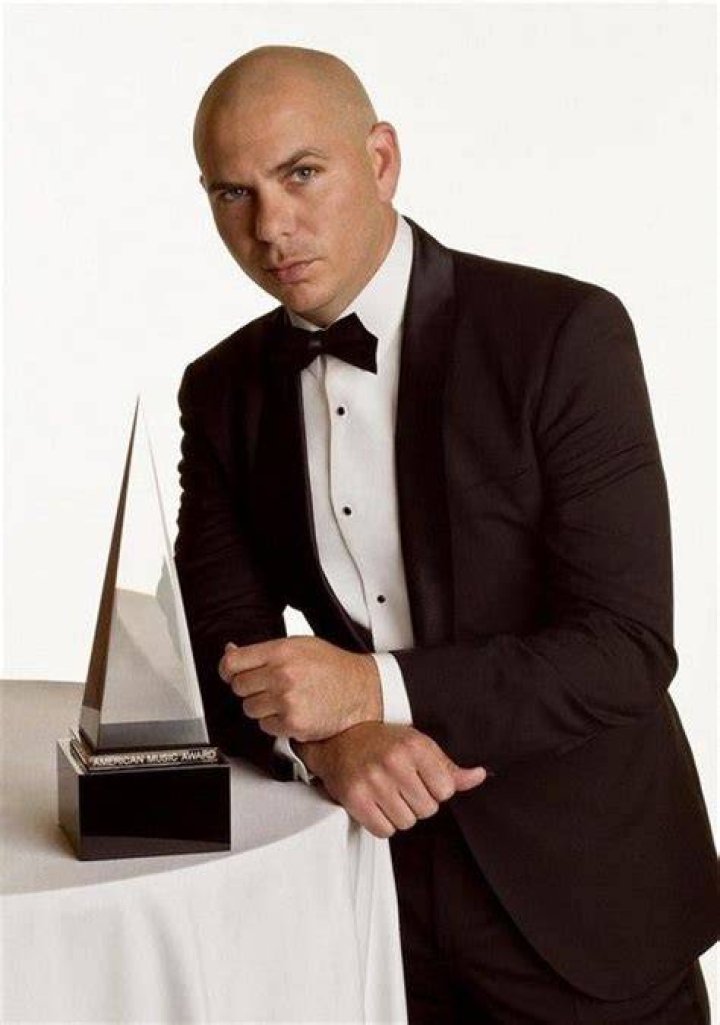 American Music Awards 2013 AMA Red Carpet Arrival Photos and Winners HERE! #AMAs