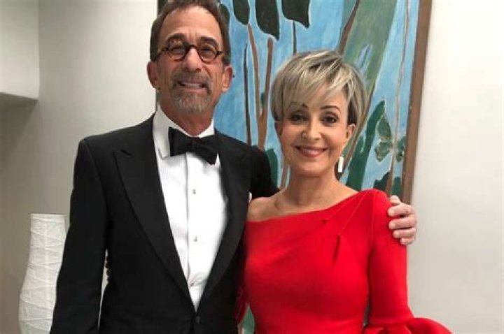 Annie Potts’s Husband: Who is Annie Potts Dating?