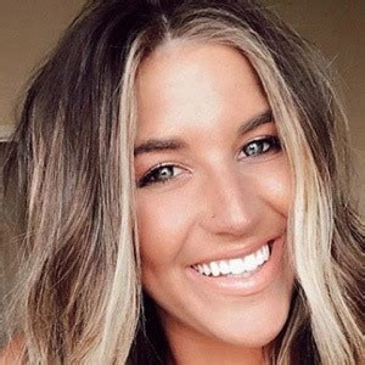 Arika Stovall - Net Worth, Age, Height, Birthday, Bio, Wiki!