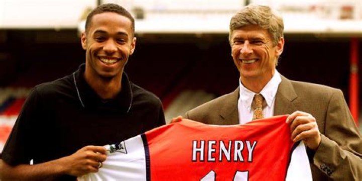Arsene Wenger and Roy Hodgson meet Frank Spencer