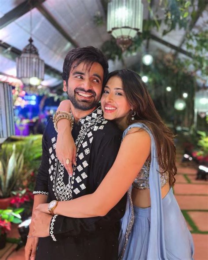 Ayush Mehra’s Girlfriend: Who is Ayush Mehra Dating?
