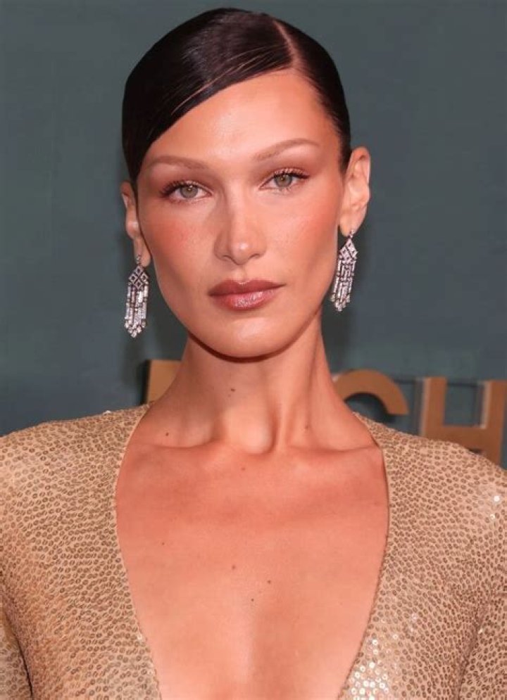 Bella Hadid Reflects on Nearly 10 Months of Sobriety in Honor of Dry July | Vogue