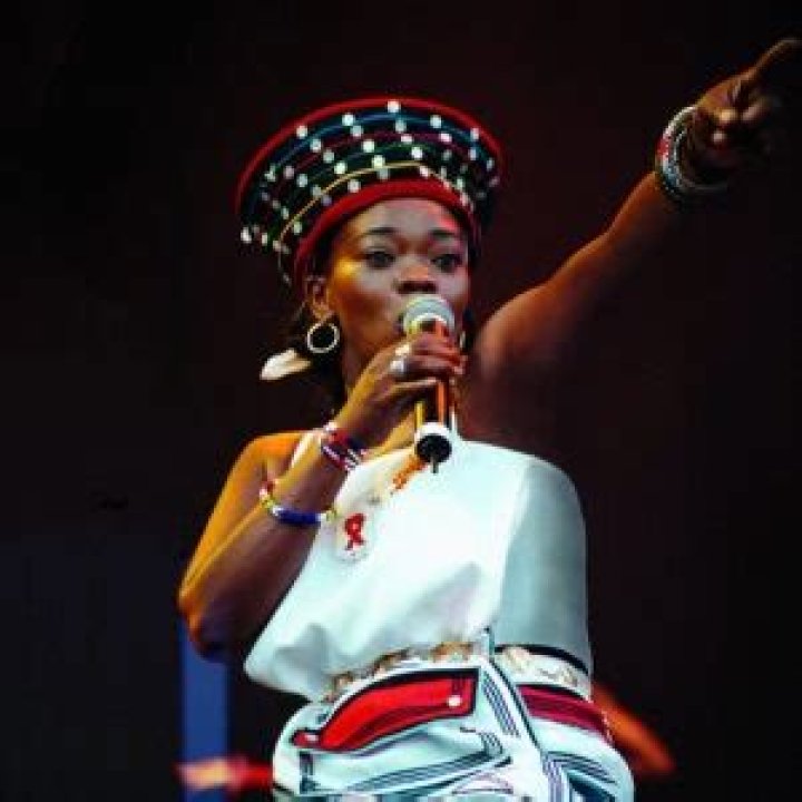 Brenda Fassie Biography: Age, Husband, Net Worth, Instagram, Songs, Wikipedia, Cause of Death