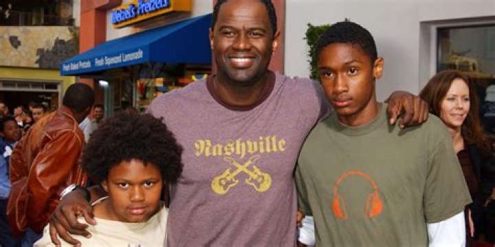Brian McKnight Biography, Age, Wife, Kids, Concert, Albums, Movies