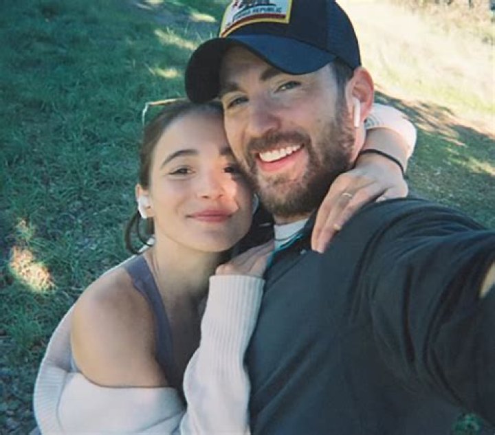 Cagla Kubat’s Boyfriend: Who is Cagla Kubat Dating?