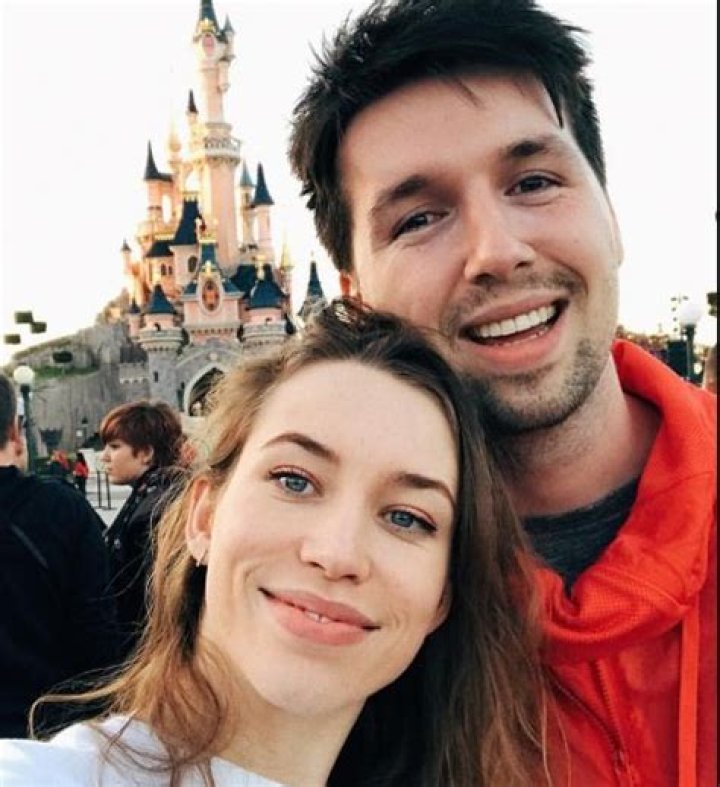 Callux Age, Height, and Girlfriend: 10 Facts To Know About