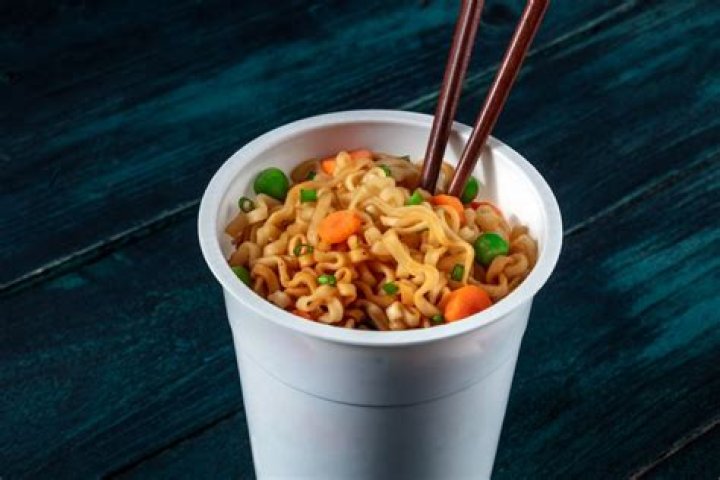 Can you cook cup noodles on the stove