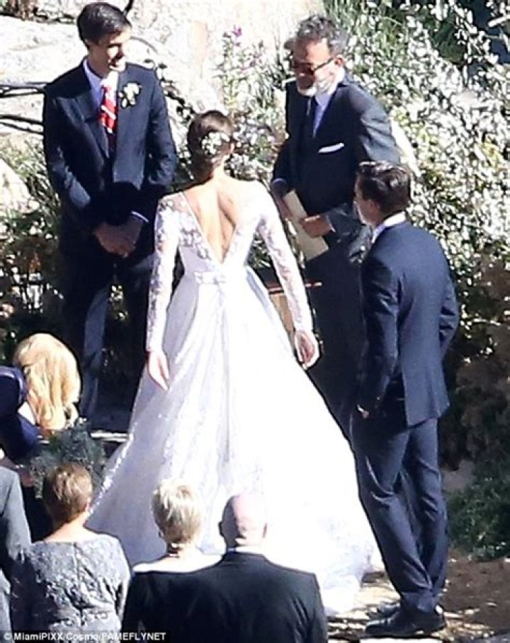 Caroline Kassie and Ricky Van Veen Wedding Pictures, Do They Have Children Together?