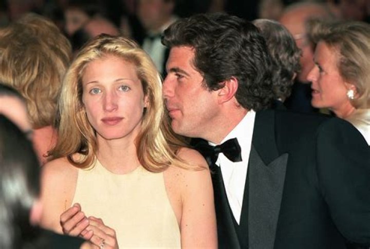 Caroline Lossberg’s Boyfriend: Who is Caroline Lossberg Dating?
