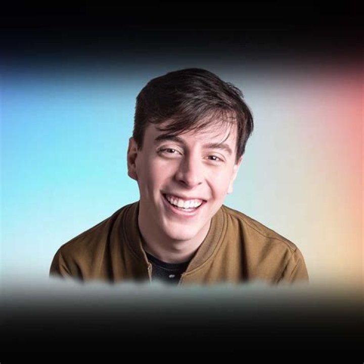 Casey Sanders Net Worth, Age, Height, Bio, Birthday, Wiki!