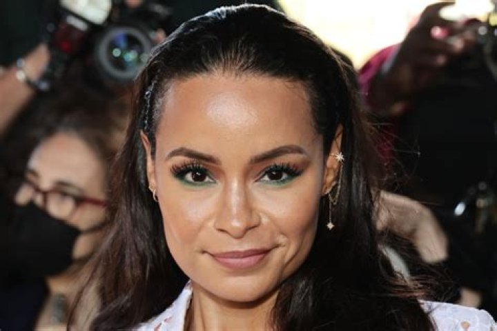 Cassie Silva - Net Worth, Age, Height, Birthday, Bio, Wiki!