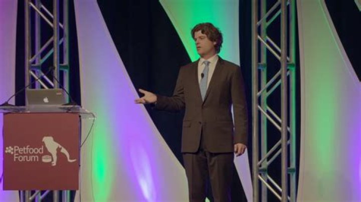 CelebMix Chats with Dr. Brian Hare on Canine Cognition
