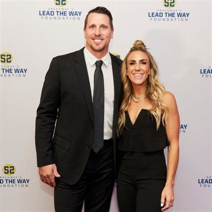 Chad Greenway Net Worth, Age, Height, Bio, Birthday, Wiki!