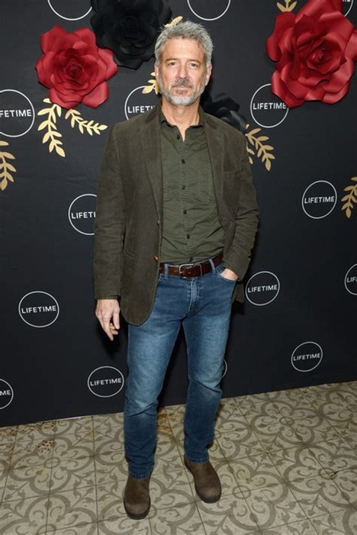 Christopher Cousins - Net Worth, Age, Height, Birthday, Bio, Wiki!