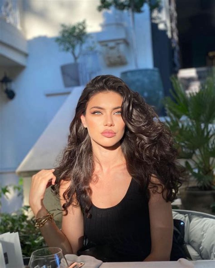 Cristina Ich Net Worth 2024, Age, Height, Bio, Birthday, Wiki!