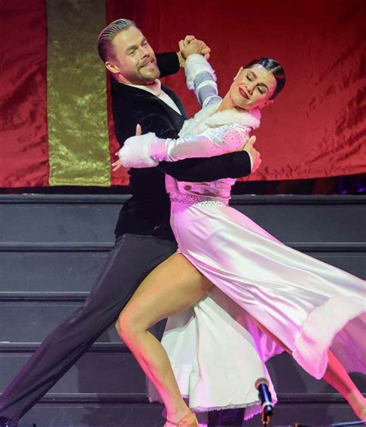 Dancer Derek Hough Announces his First Solo Tour