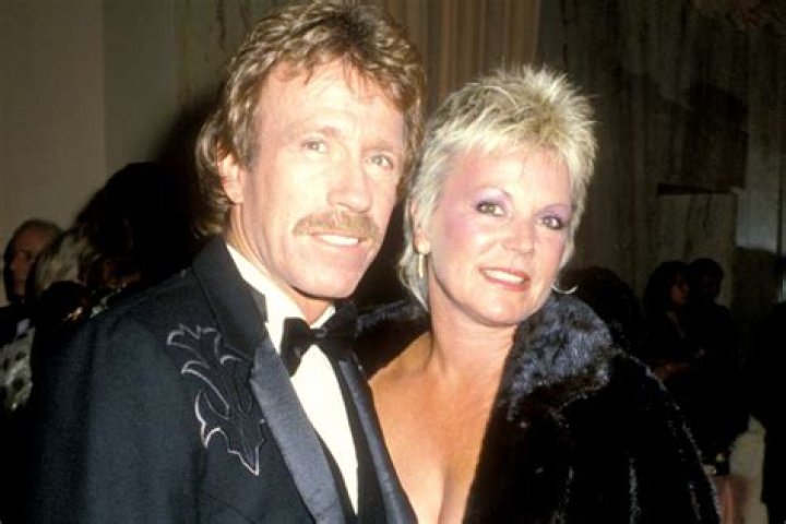 Dianne Holechek Biography; Net Worth And Age Of Chuck Norris’ ex-wife