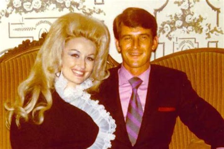 Dolly Parton Biography: Husband, Age, Songs, Net Worth, Children, Siblings, Movies