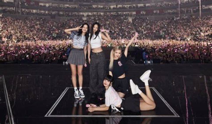 Dua Lipa and Blackpink Unveil Party Anthem 'Kiss and Make Up'