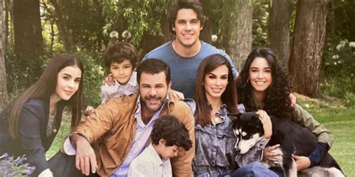 Eduardo Capetillo Bio, Wiki, Age, Family, Wife, Movies, Songs and Net Worth