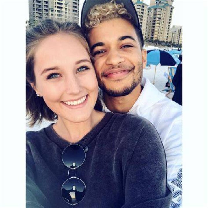Ellie Woods - wiki, bio, age, height, engaged, boyfriend, partner, Jordan Fisher partner, Jordan Fisher girlfriend, net worth, instagram