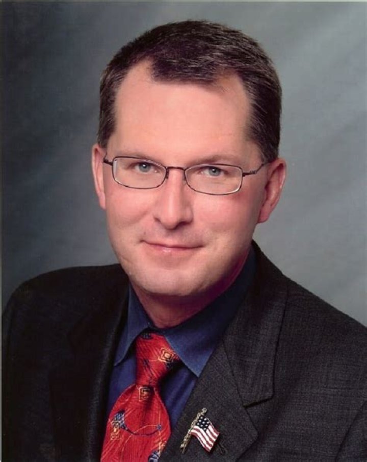 Fame | Dave Pelzer net worth and salary income estimation Jan, 2024