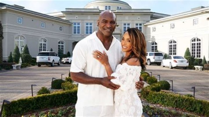 Fame | Evette Ashley Holyfield net worth and salary income estimation Jan, 2024