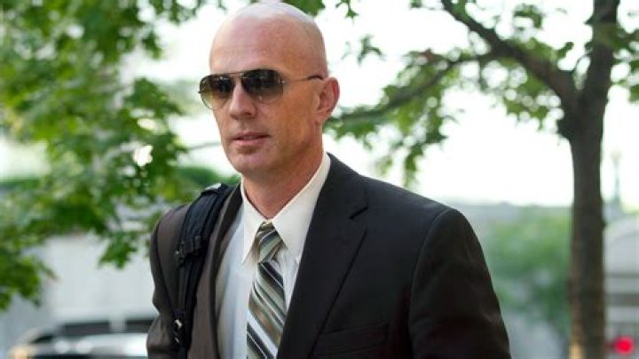 Fame | Jeff Novitzky net worth and salary income estimation Jan, 2024