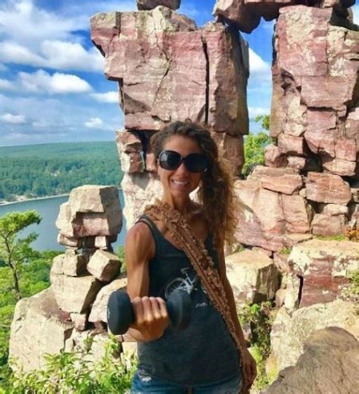 Fame | Maria Emmerich net worth and salary income estimation Apr, 2024