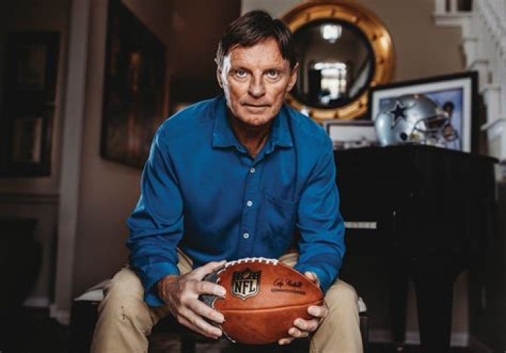 Fame | Mike Renfro net worth and salary income estimation Apr, 2024