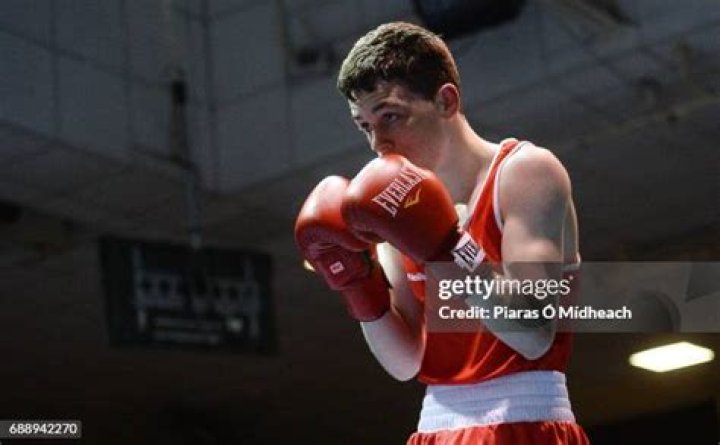 Fame | Stephen McKenna (boxer) net worth and salary income estimation Apr, 2024