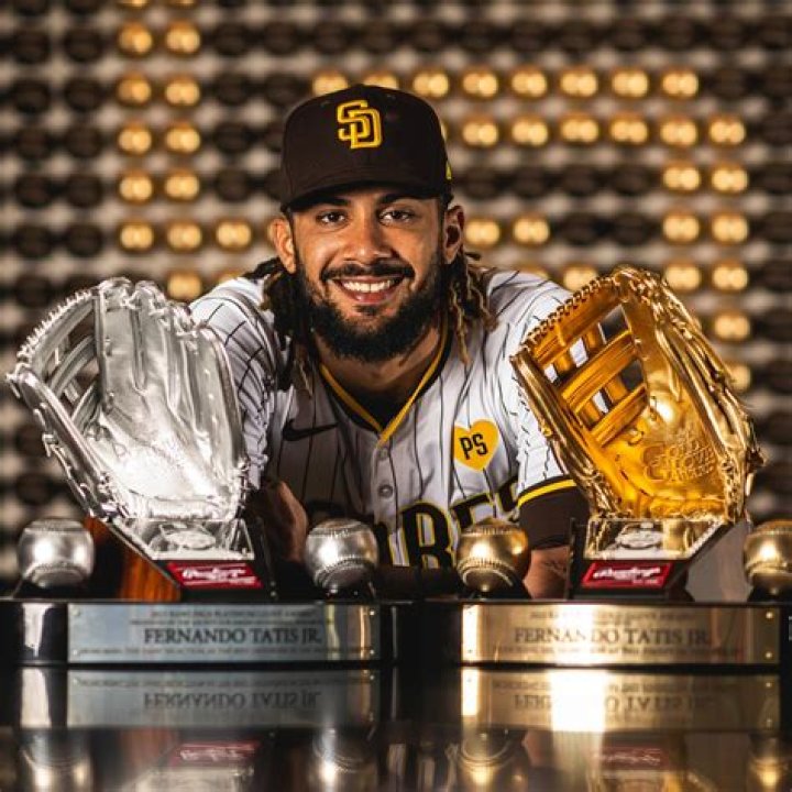 Fernando Tatis Jr. Girlfriend 2023, Age, Wikipedia, Net Worth