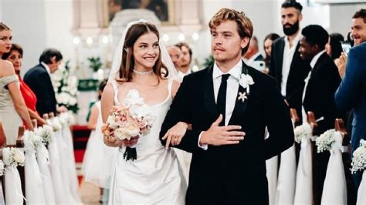 Gabe Sprouse’s Girlfriend: Who is Gabe Sprouse Dating?