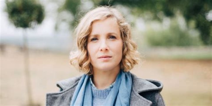 Gaelle Bona Poids