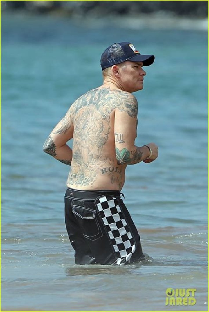 Gareth Edwards: Wife, net worth, tattoos, smoking & body facts