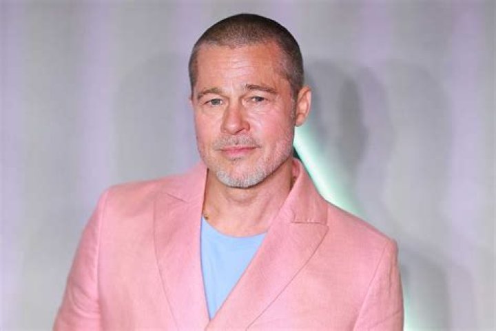 George Clooney Says Brad Pitt Is A Bigger and Better Movie Star Than Leonardo DiCaprio