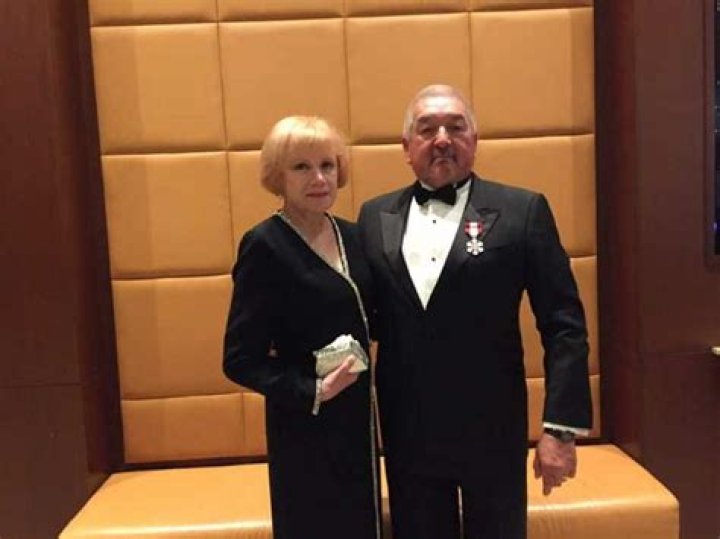 Graham Greene’s Girlfriend: Who is Graham Greene Dating?