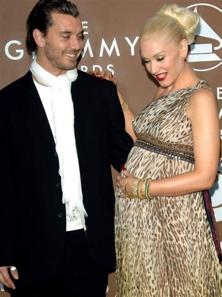 Gwen Stefani Pregnant With Baby Girl: Blake Shelton Tells Miranda Lambert He’s Expecting Birth of First Child