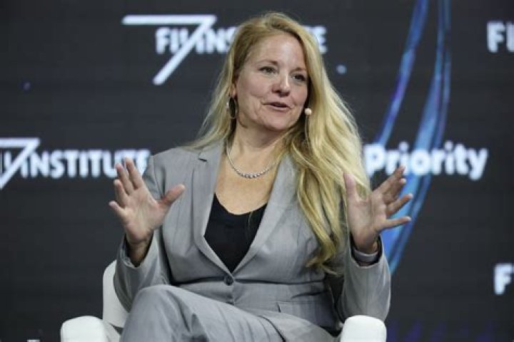 Gwynne Shotwell Net Worth 2024, Age, Height, Bio, Birthday, Wiki!