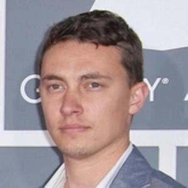 Heath Fogg wiki, bio, age, hieght, married, wife, net worth updates