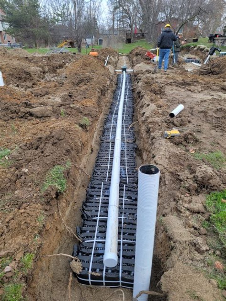 How to install a septic drain field