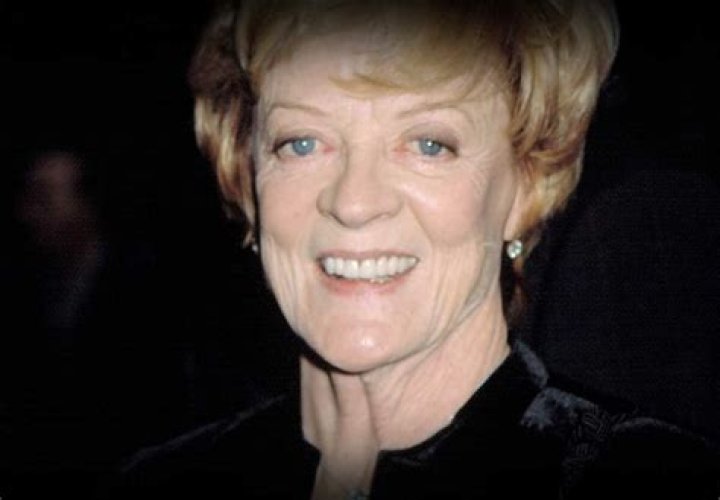 Iris Smith Net Worth, Age, Height, Bio, Birthday, Wiki!