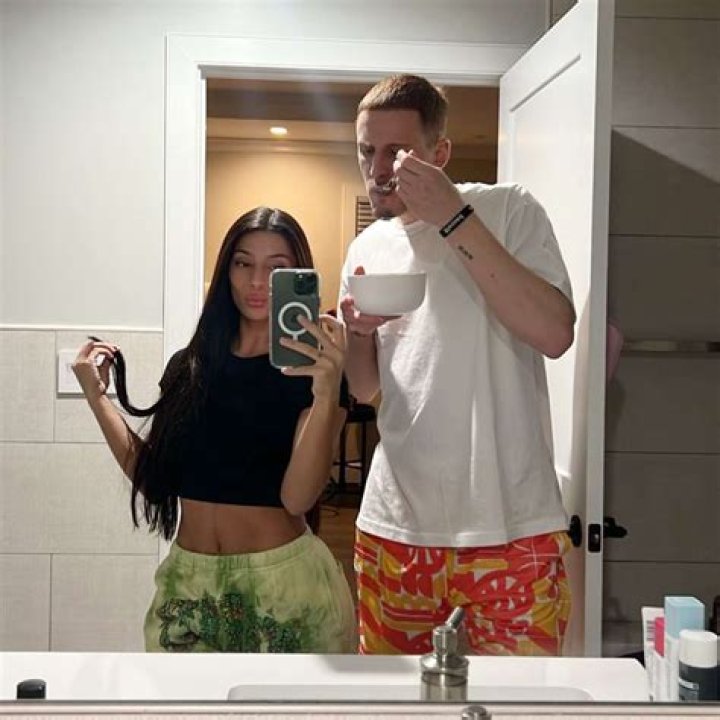 Is Donte DiVincenzo Gay? Sexuality & Wife
