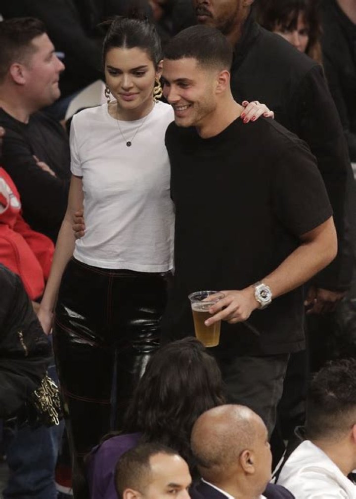 Is Fai Khadra Gay Or Straight? Kendall Jenner BFF Girlfriend List, Real Name Age & Wikipedia