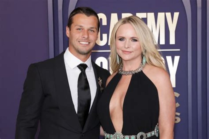 Is Lauren Patten Married To Her Spose? Gay and Bisexual Rumors